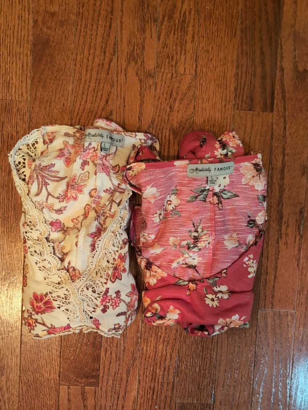 Absolutely Famous Women's Floral Top Bundle Size L